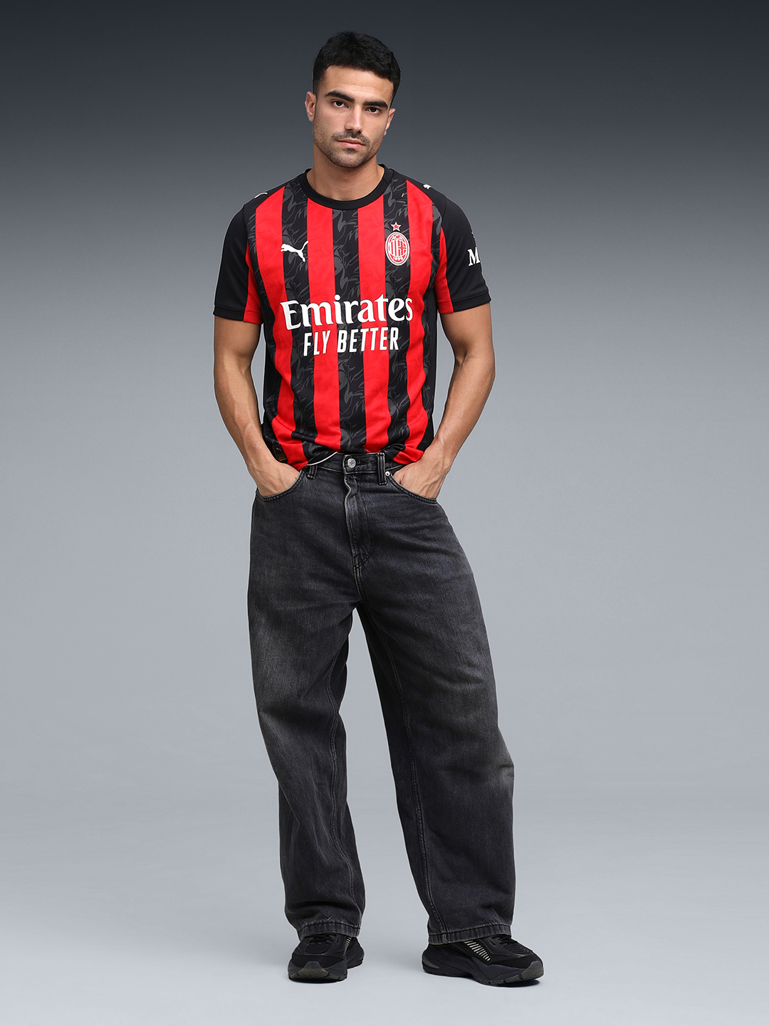 AC Milan Official 25/26 Home Replica Moisture-Control Football Jersey for Men (5)