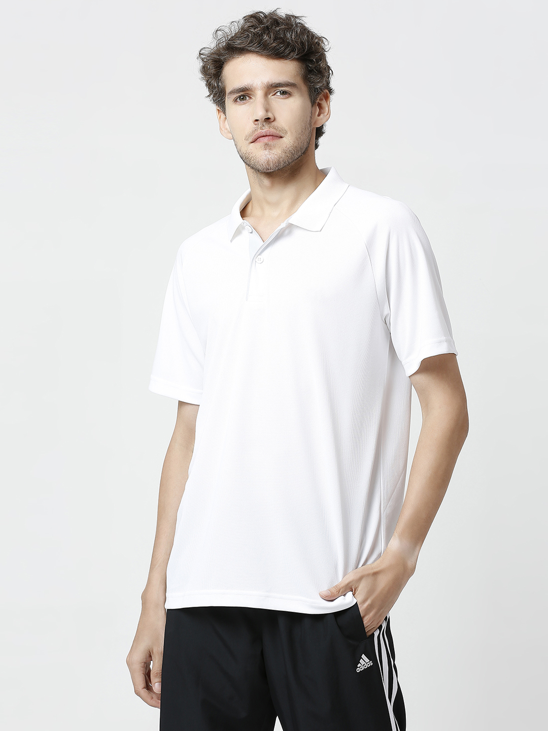 Men White Solid Half Sleeves Corp CL Polo Collar T-Shirt