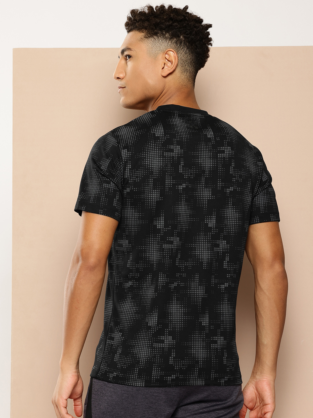 Alcis Black Printed Slim Fit Sports Round Neck T-shirt (3)