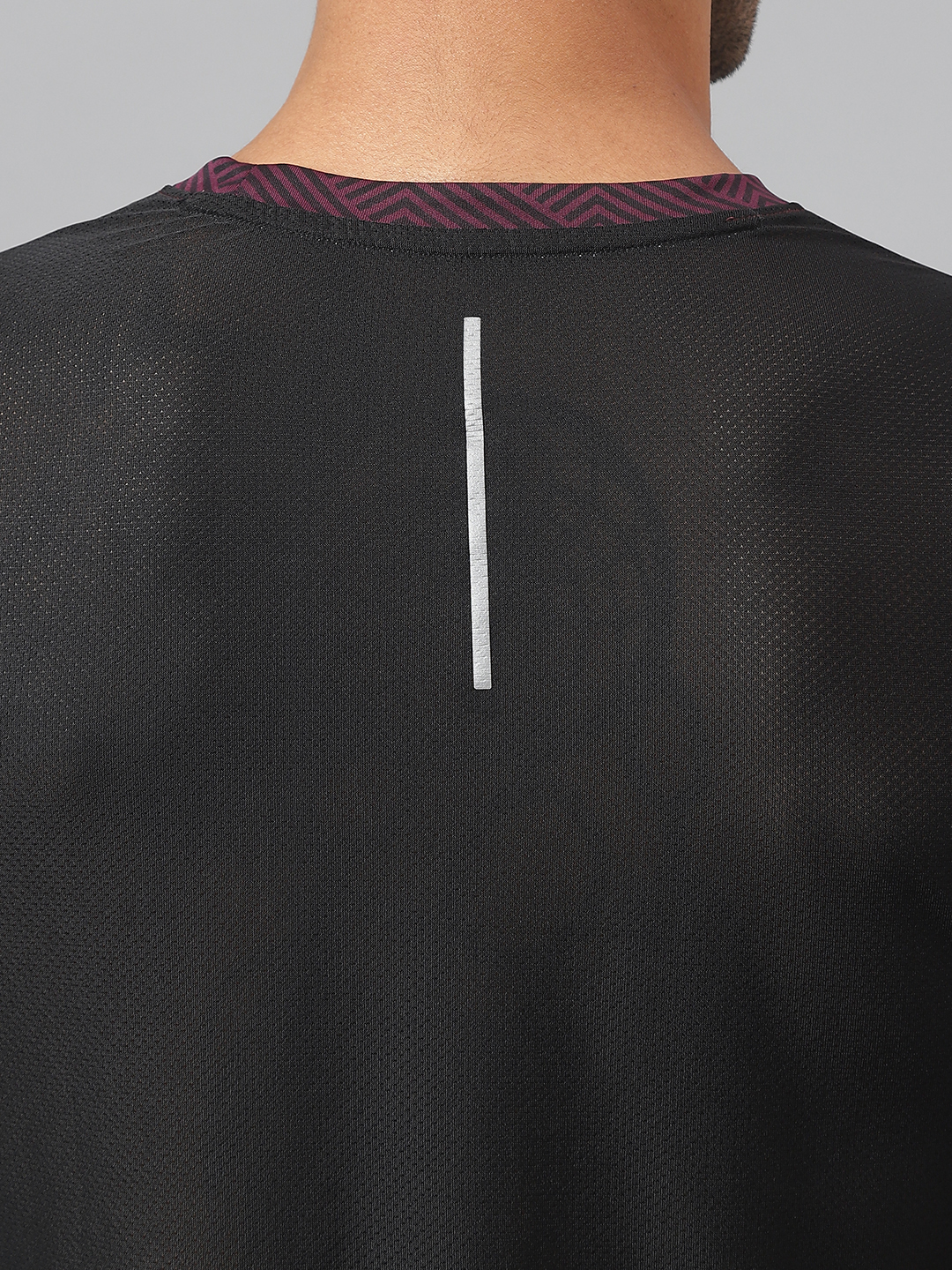 Alcis Drytech+ Anti-Static Slim-Fit Running Round Neck T-shirt (11)