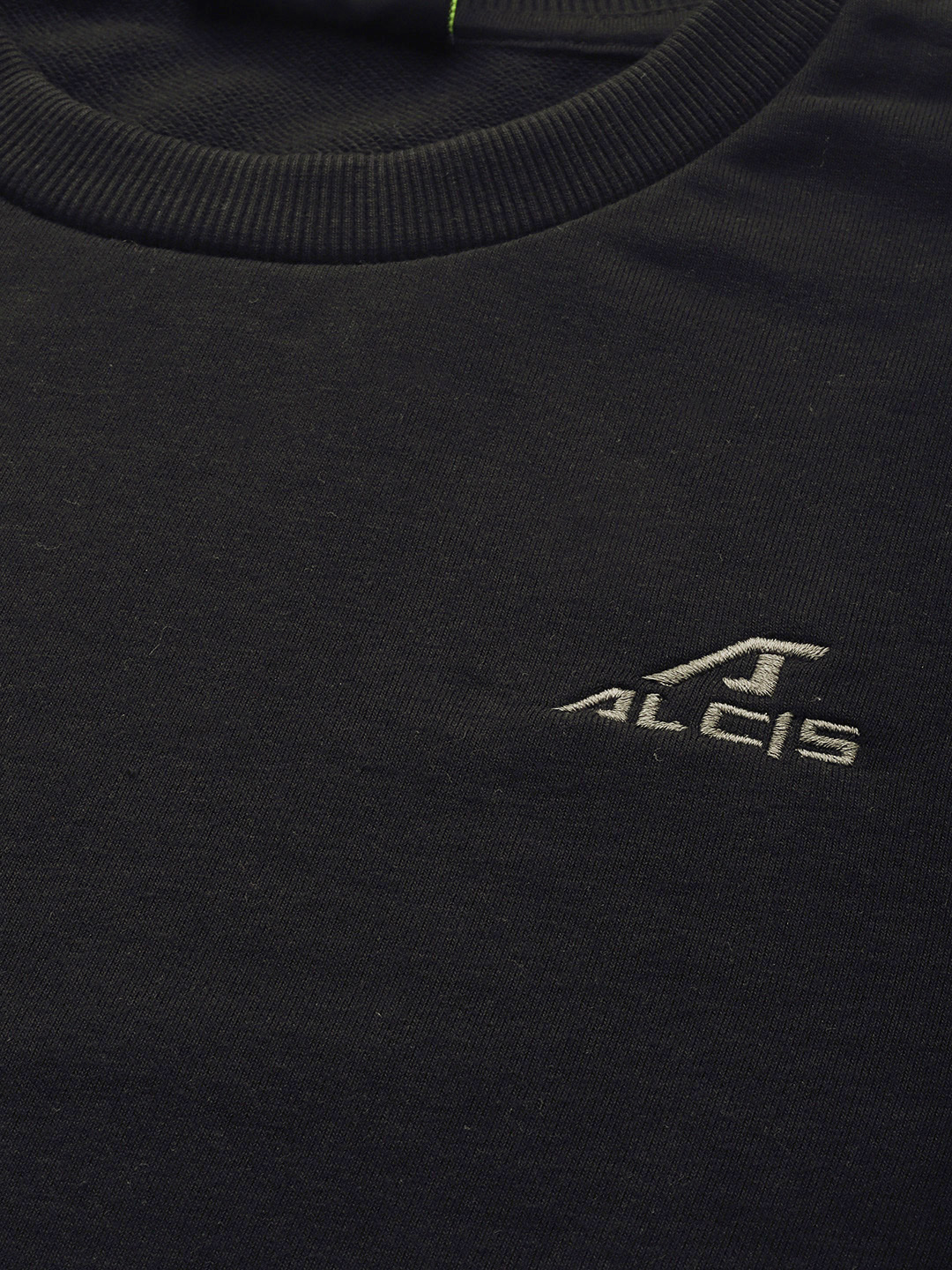 Alcis Men Black Solid Sweatshirt (5)