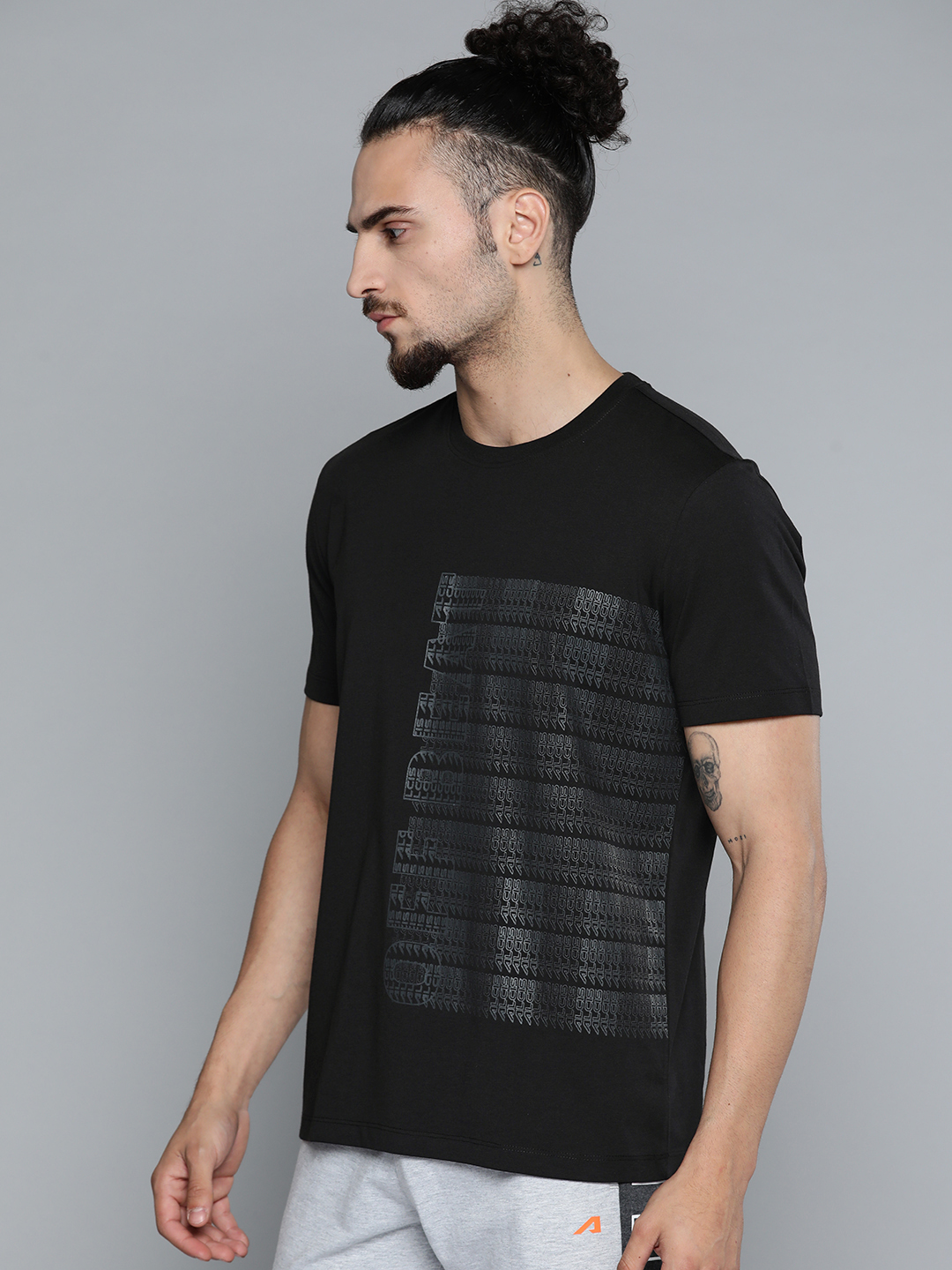 Alcis Men Black & White Typography Printed Slim Fit Training or Gym T-shirt (2)