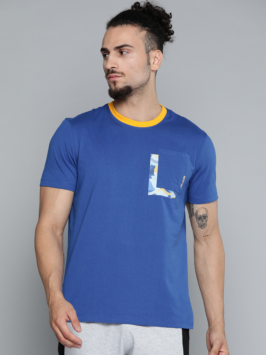Men Blue Slim Fit Training or Gym T-shirt