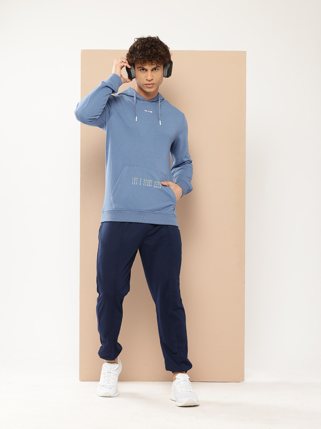 Alcis Men Blue Solid Hooded Sweatshirt (4)
