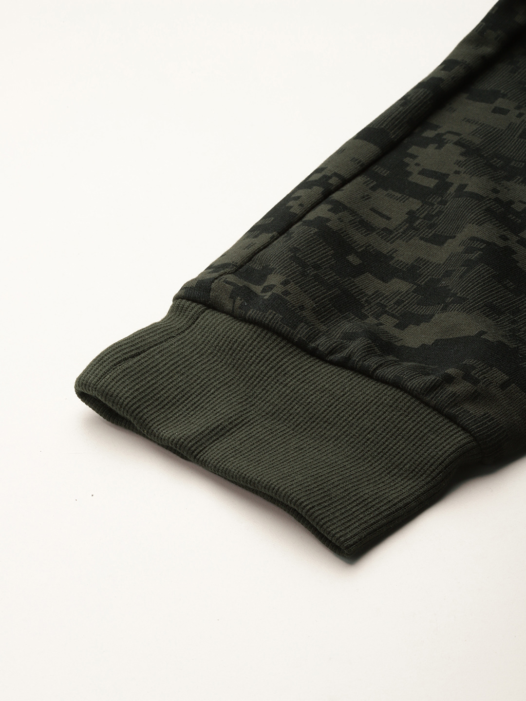 Alcis Men Camouflage Printed Soft Touch Slim-Fit Sports Joggers (7)