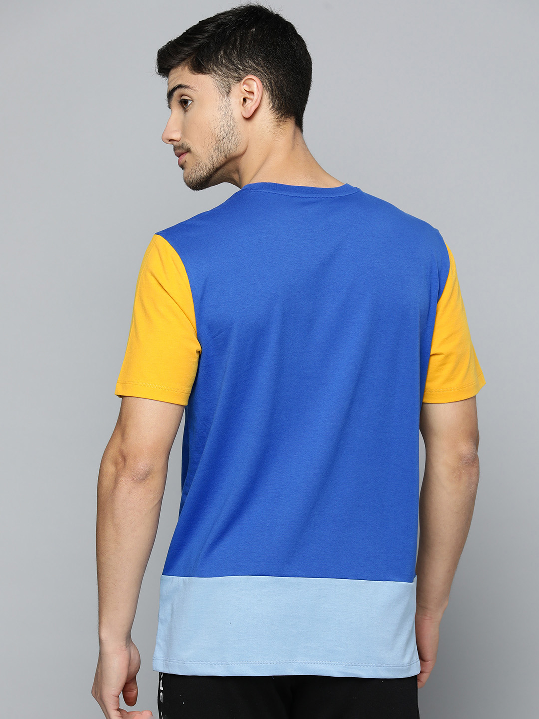 Alcis Men Colourblocked Anti Static Slim Fit T-shirt (3)