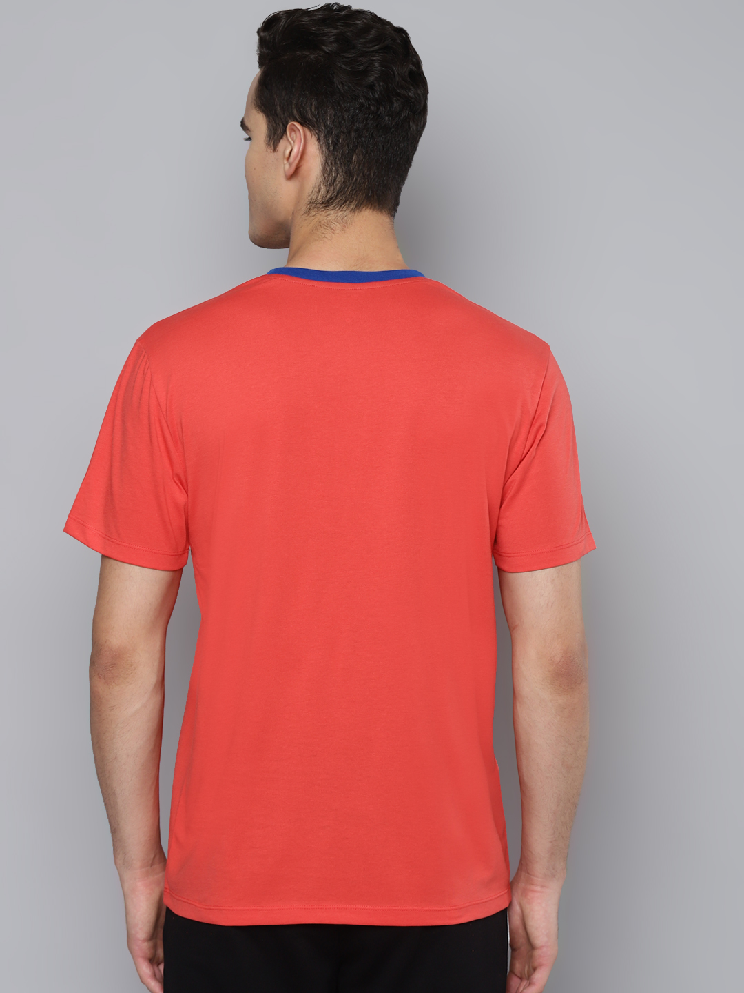 Alcis Men Coral Red Slim Fit Running T-shirt (4)