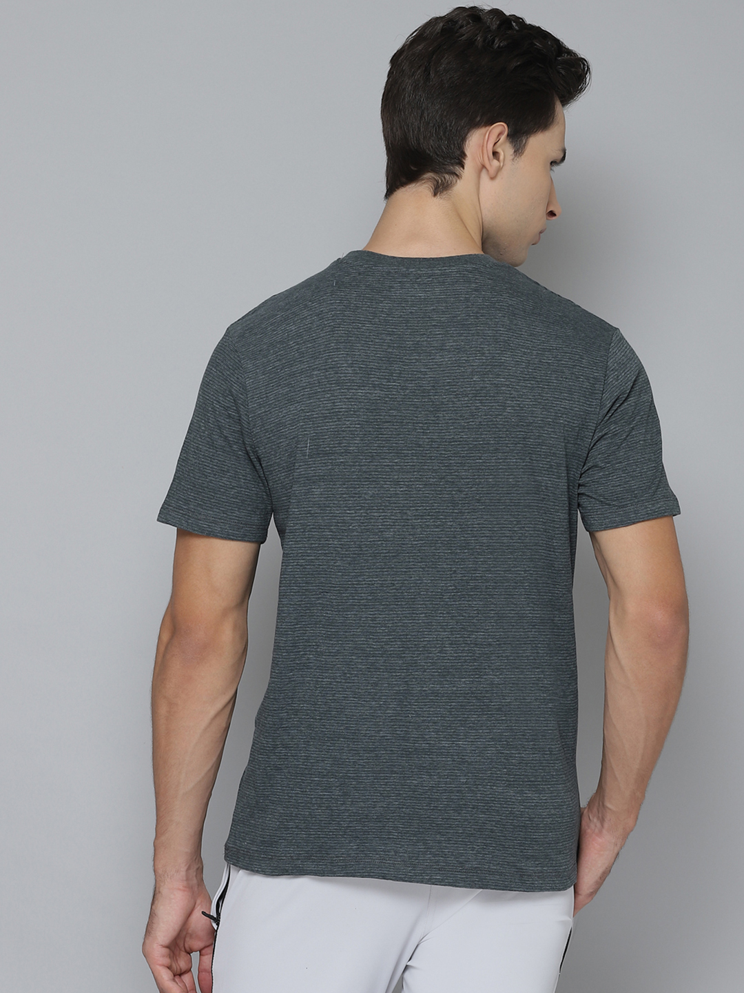 Alcis Men Green & White Printed Round Neck T-shirt (3)