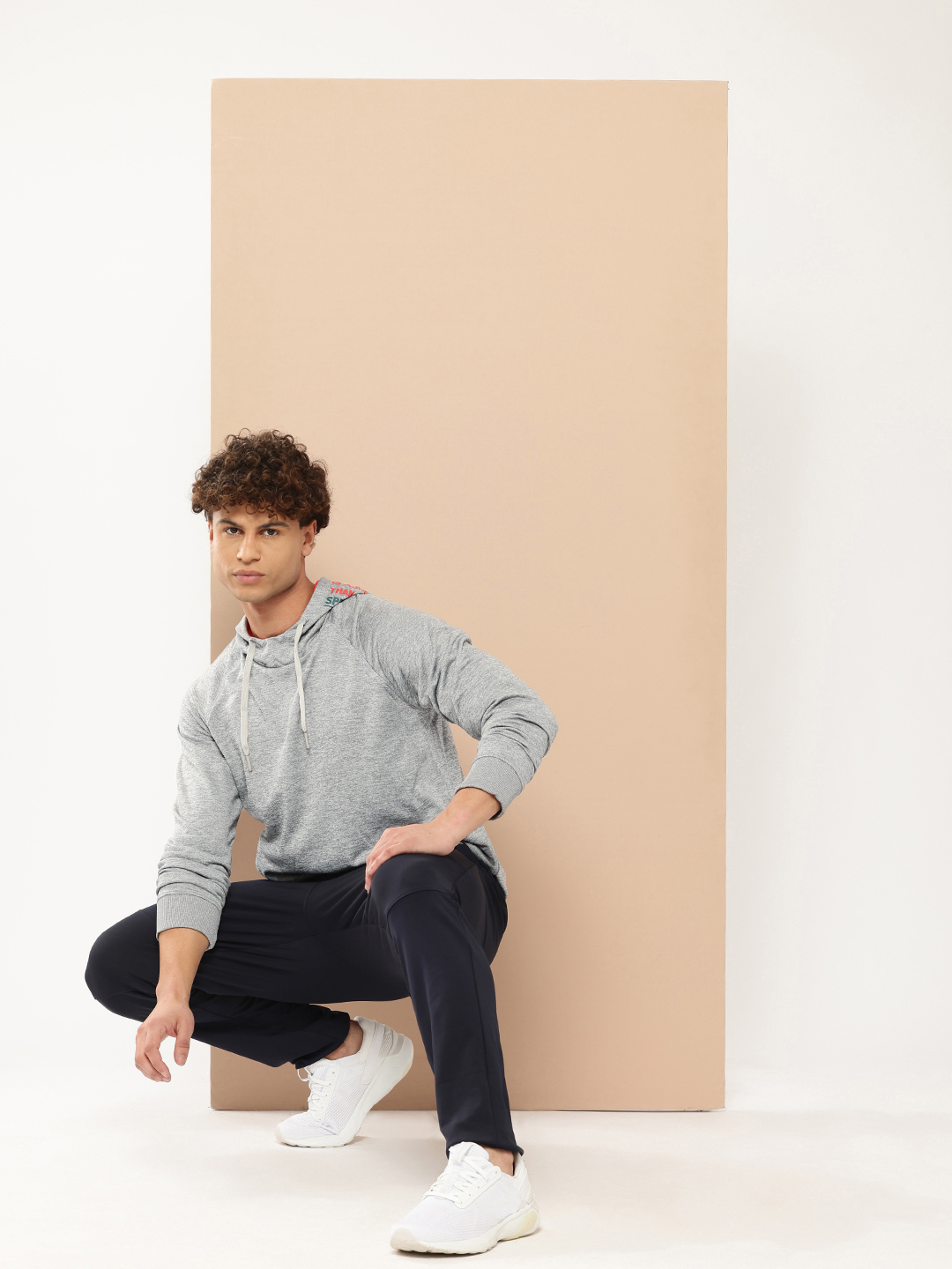 Alcis Men Grey Hooded Sweatshirt (4)