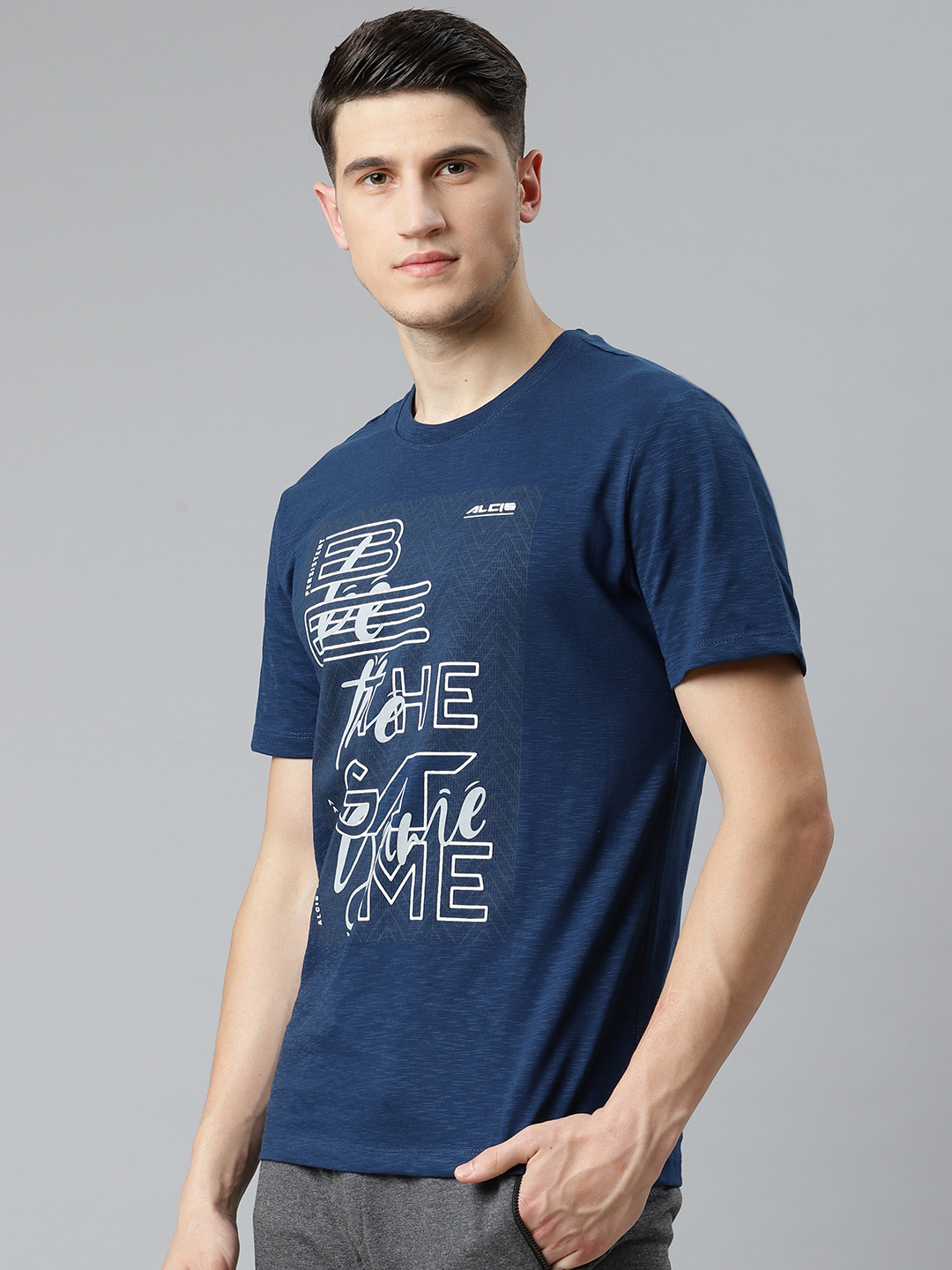 Alcis Men Navy Blue & White Typography Printed Slim Fit T-shirt (2)
