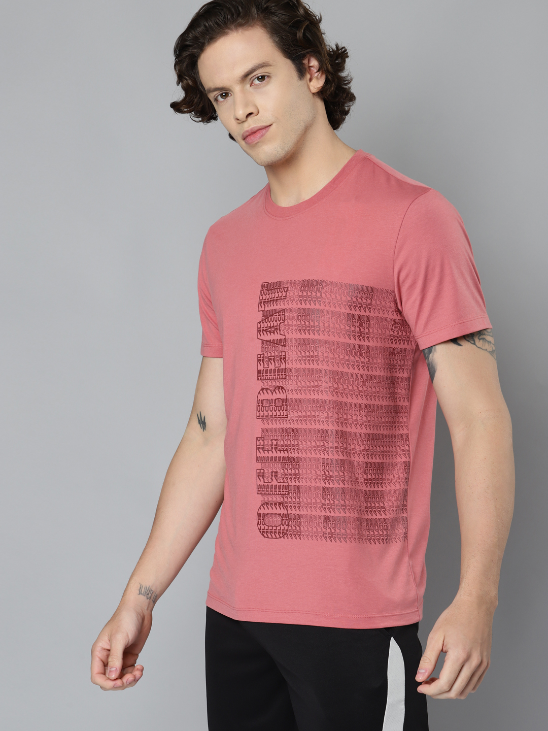 Alcis Men Pink Typography Printed Slim Fit Running T-shirt (2)