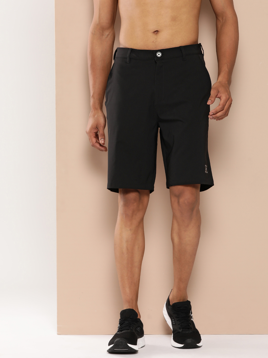Men Polyester Black Slim-Fit Sports Shorts