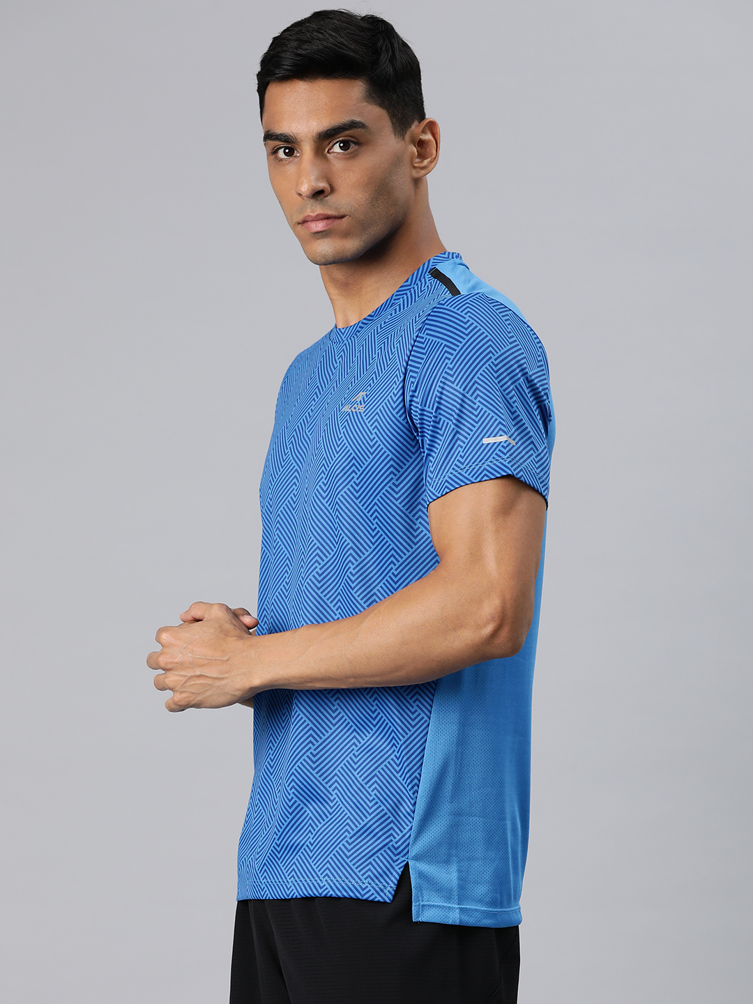 Alcis Men Printed Anti Static Slim Fit T-shirt (2)