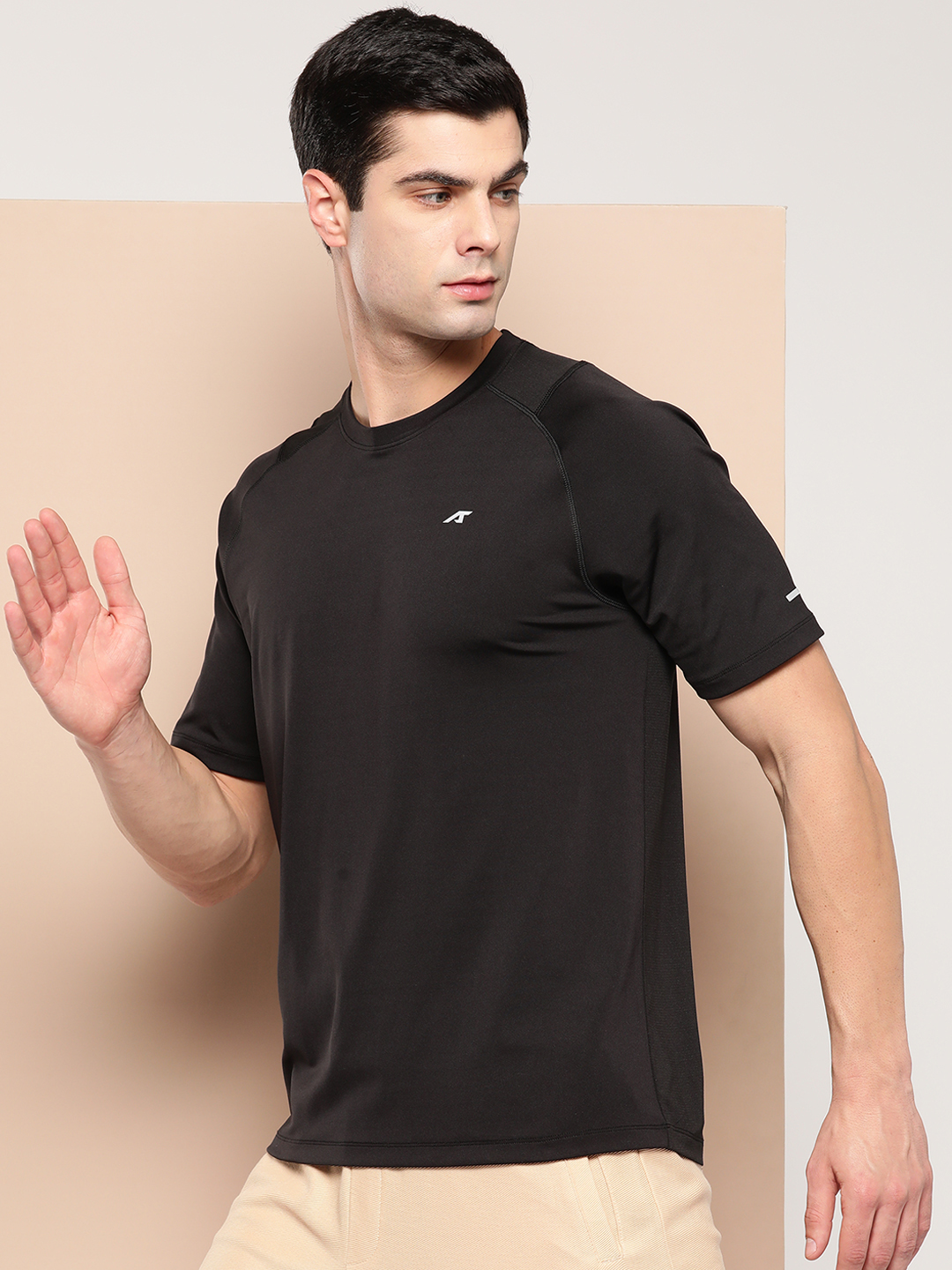 Alcis Men Printed Dry Tech Slim Fit T-shirt (2)