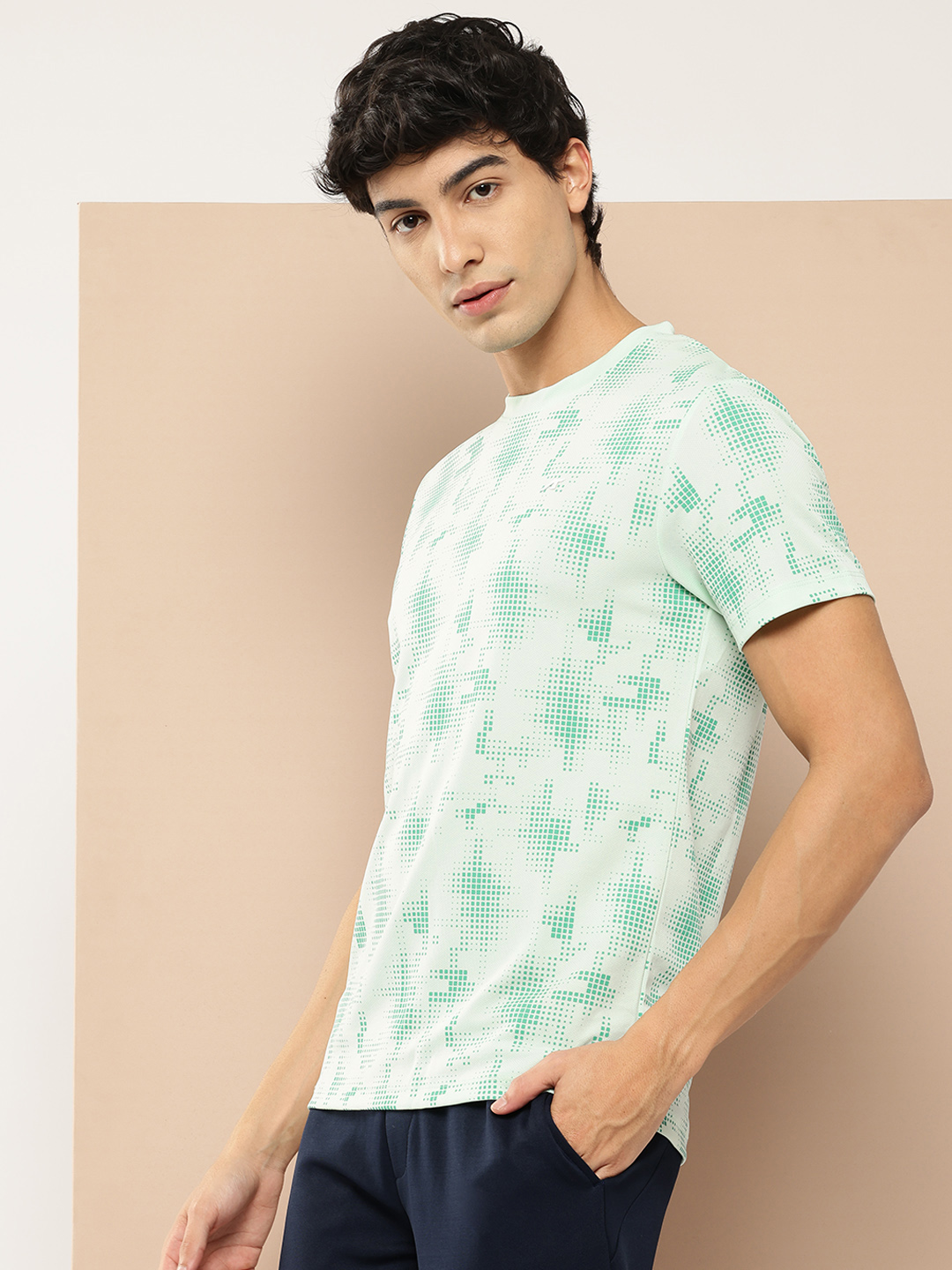 Alcis Men Printed Slim Fit T-shirt (2)
