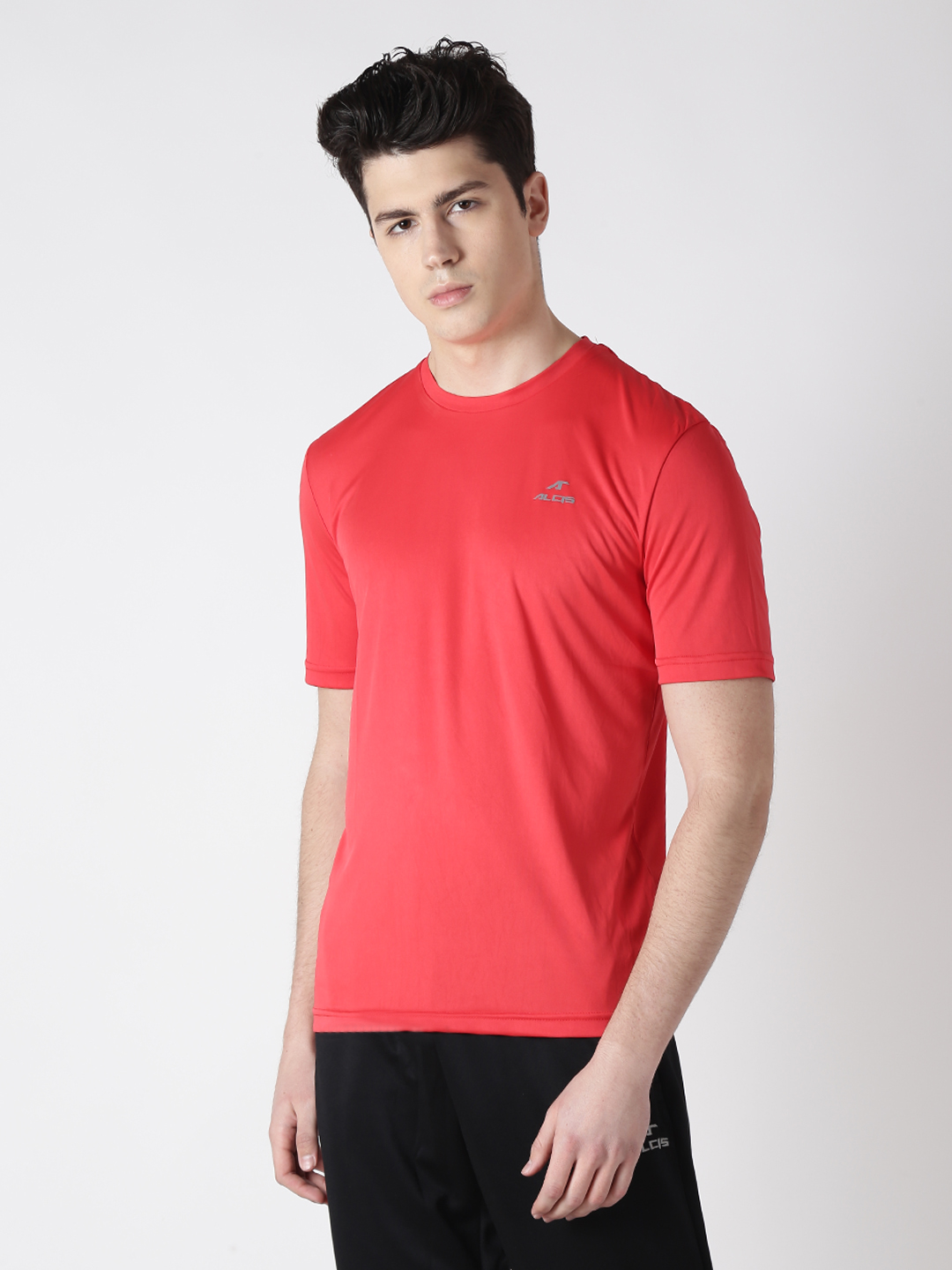 Alcis Men Red Solid Round Neck T-shirt (3)