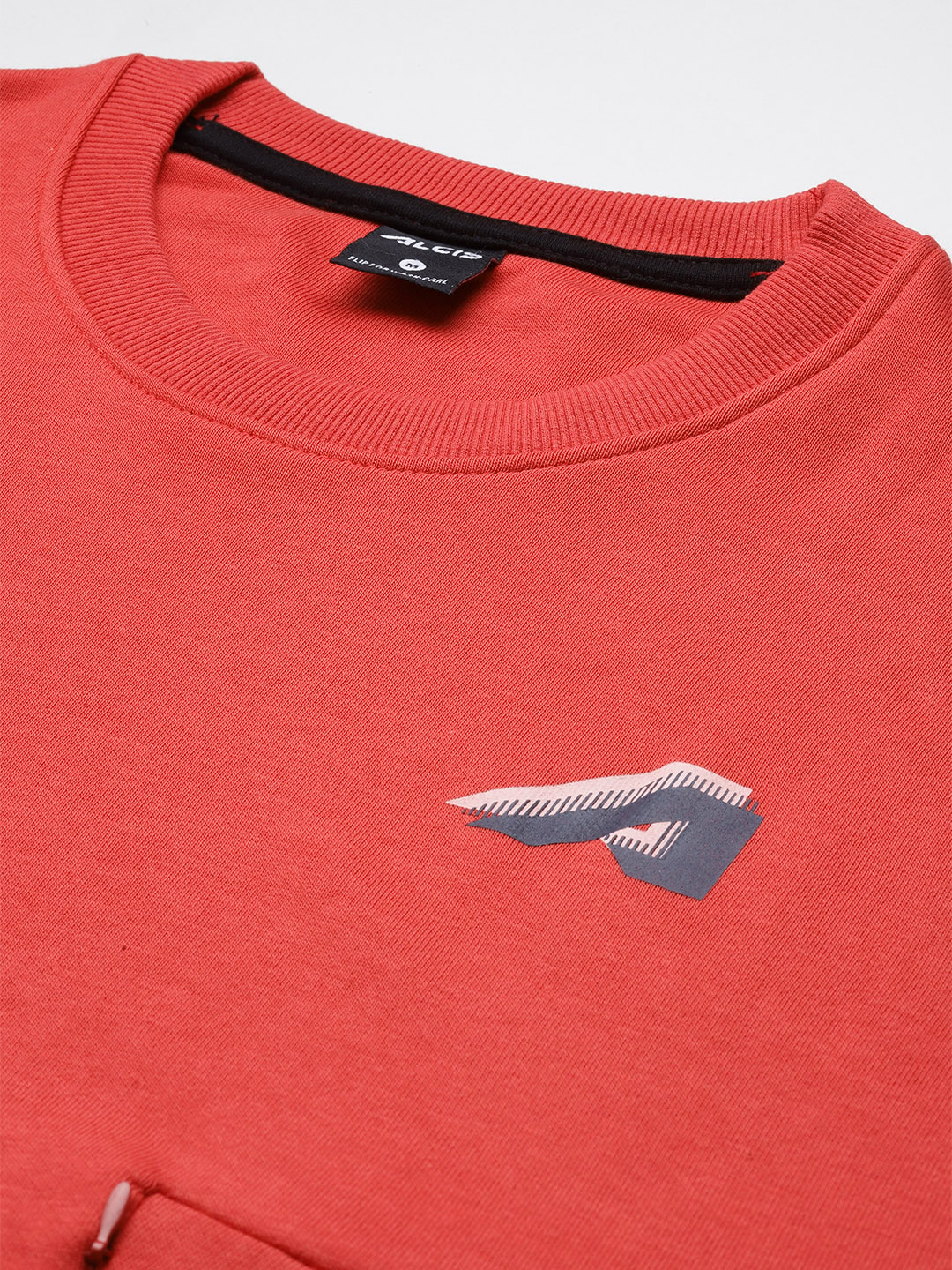 Alcis Men Red Solid Sweatshirt (5)