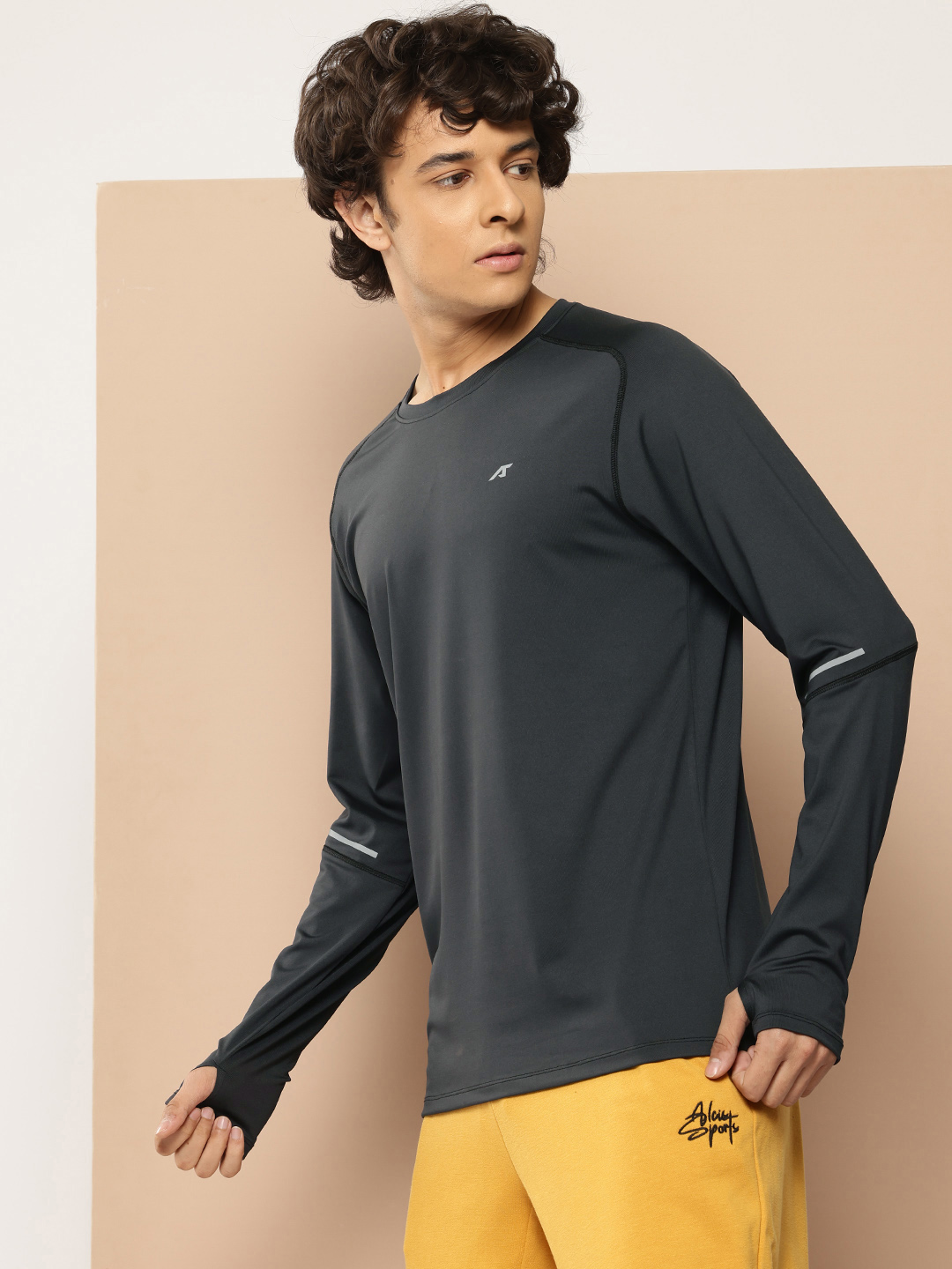 Alcis Men Slim Fit T-shirt (2)