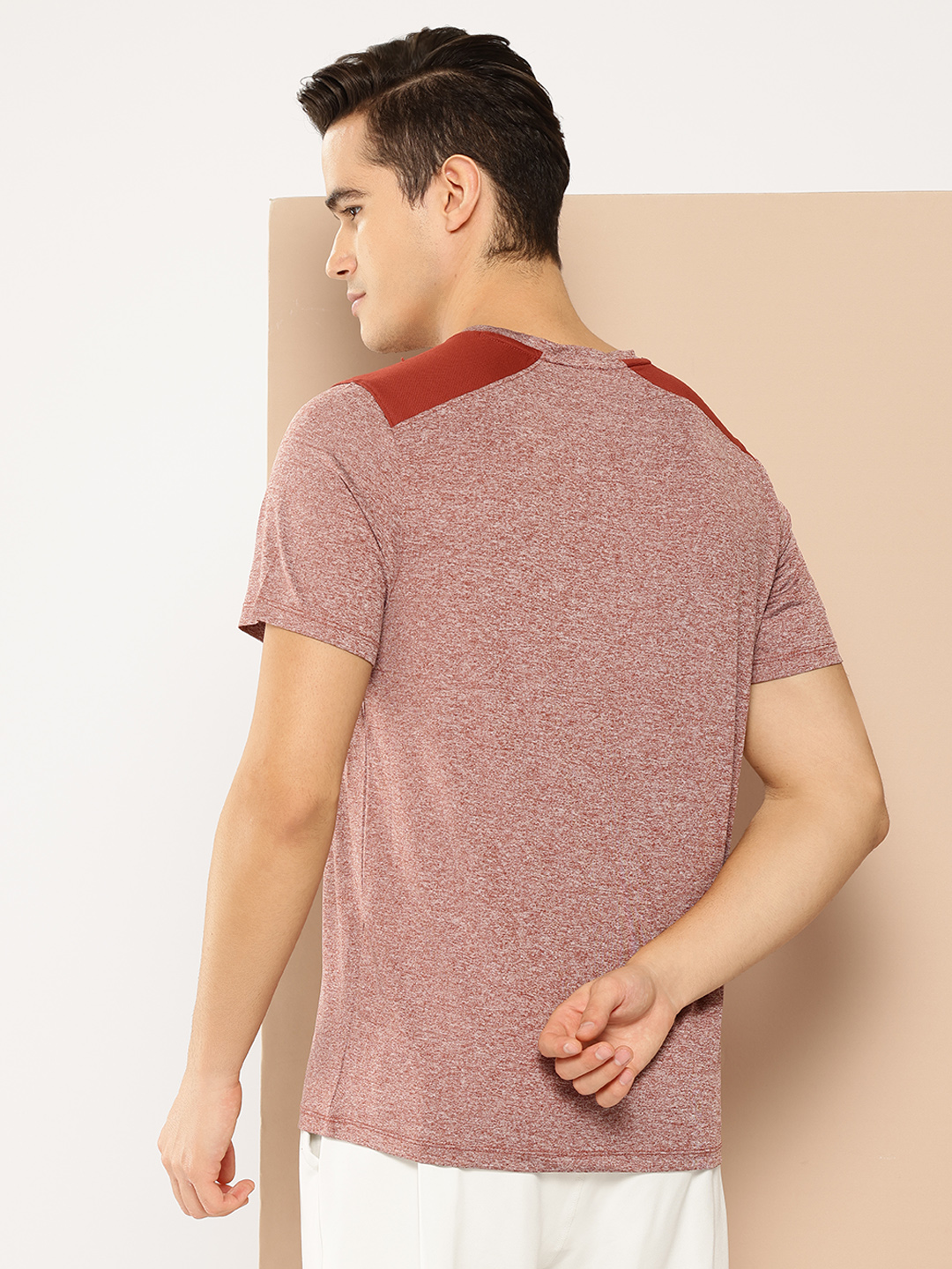 Alcis Men Slim Fit T-shirt (3)