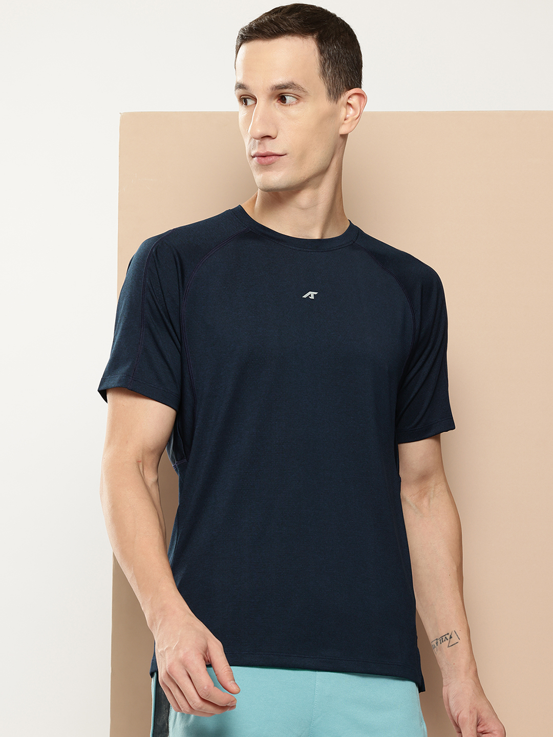 Men Slim Fit T-shirt