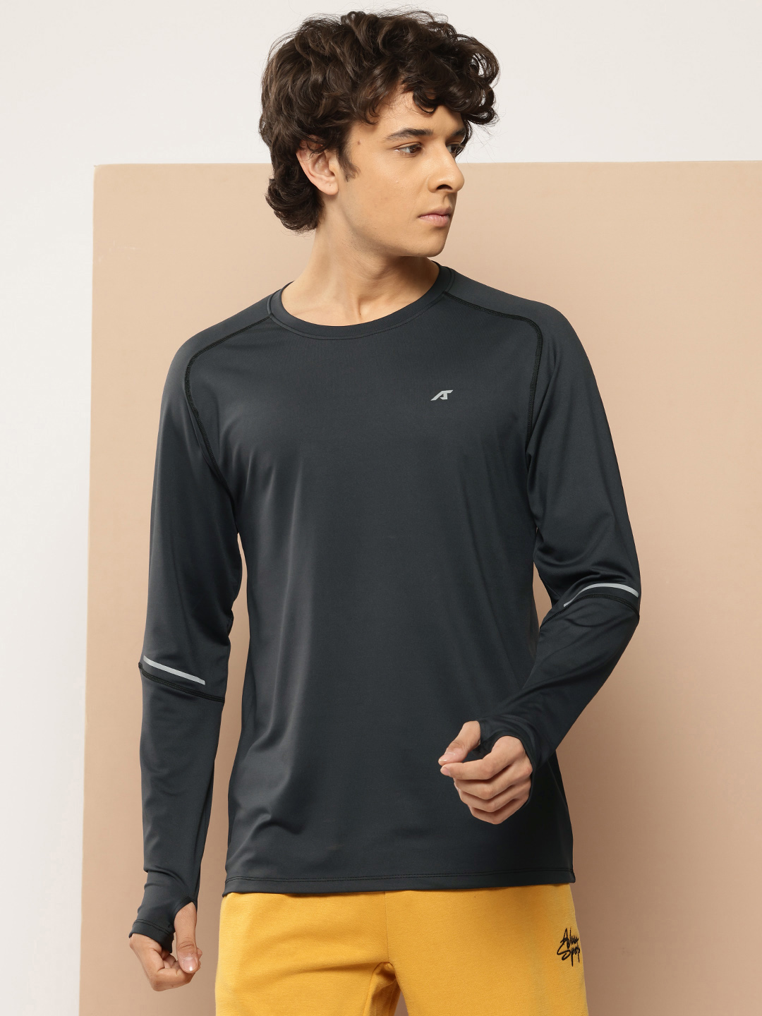 Alcis Men Slim Fit T-shirt (1)