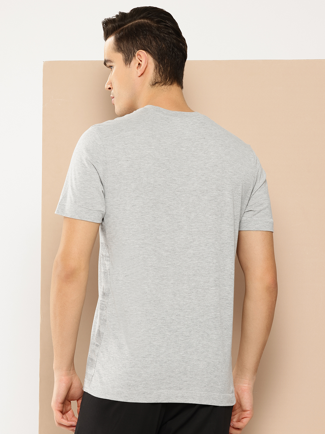 Alcis Men Solid T-shirt (3)