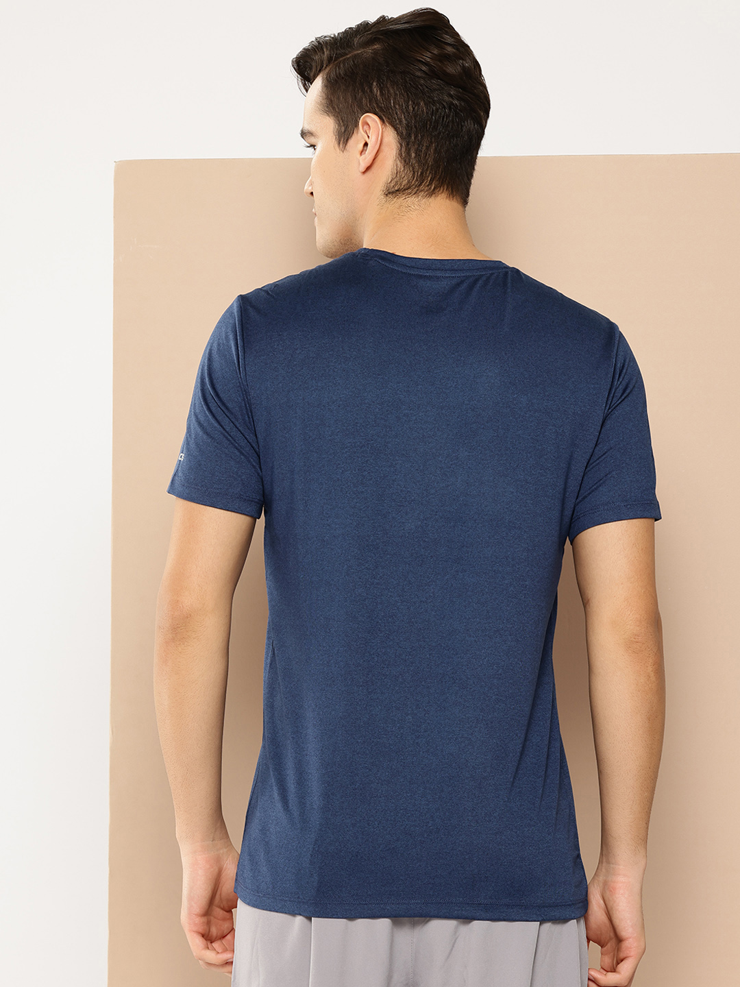 Alcis Men Typography Printed Anti Static Slim Fit T-shirt (3)