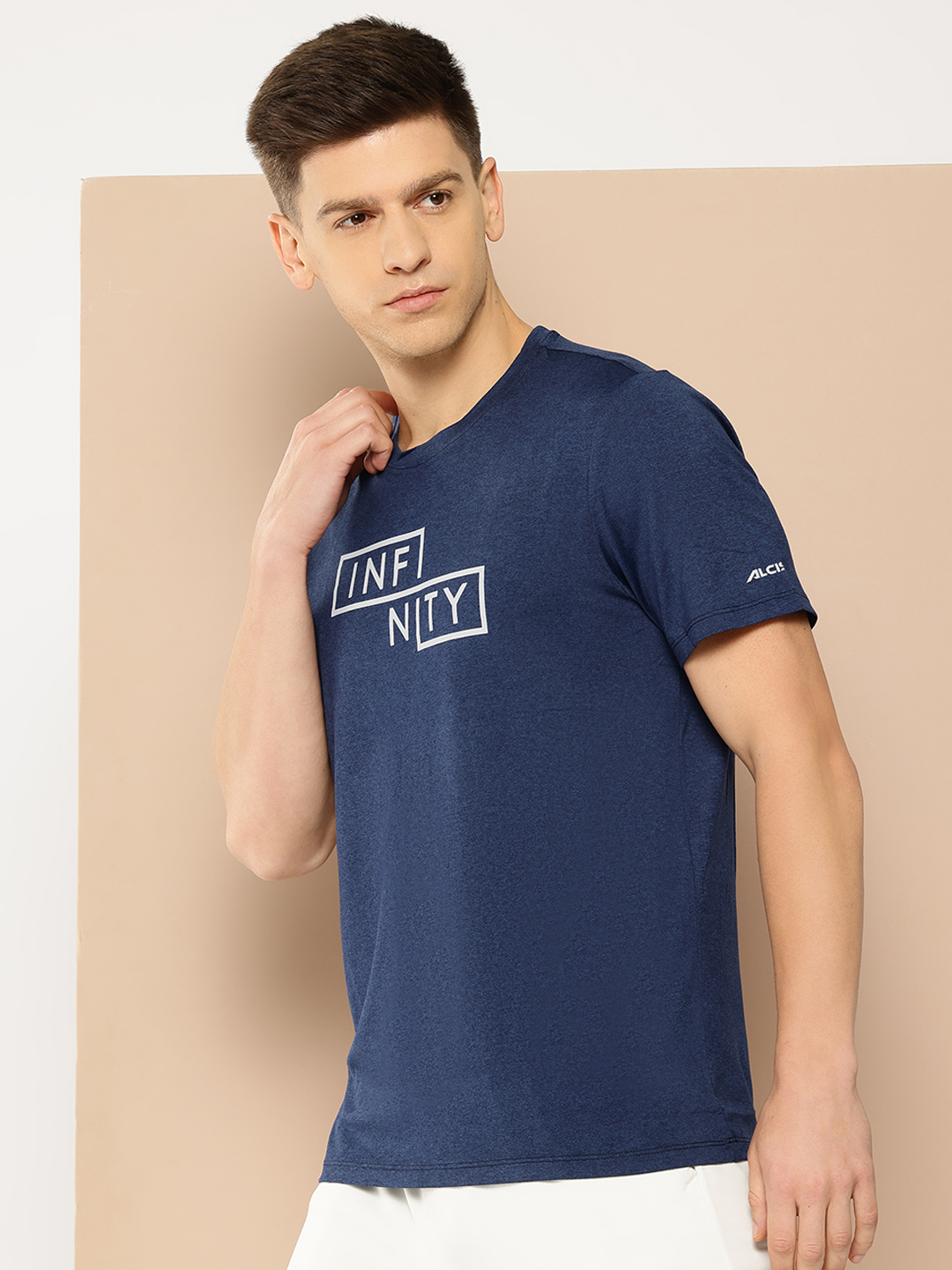 Alcis Men Typography Printed Dry Tech Slim Fit T-shirt (2)