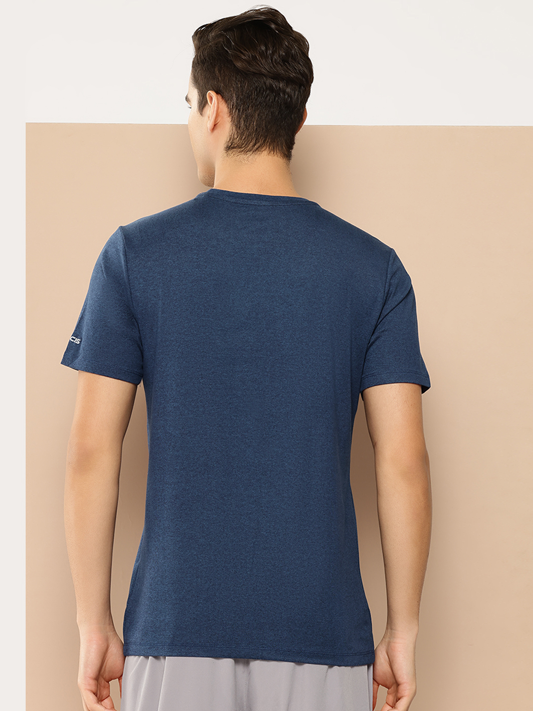 Alcis Men Typography Printed Dry Tech Slim Fit T-shirt (3)