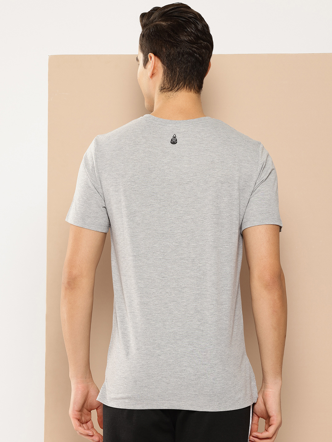 Alcis Men Typography Printed Dry Tech T-shirt (3)