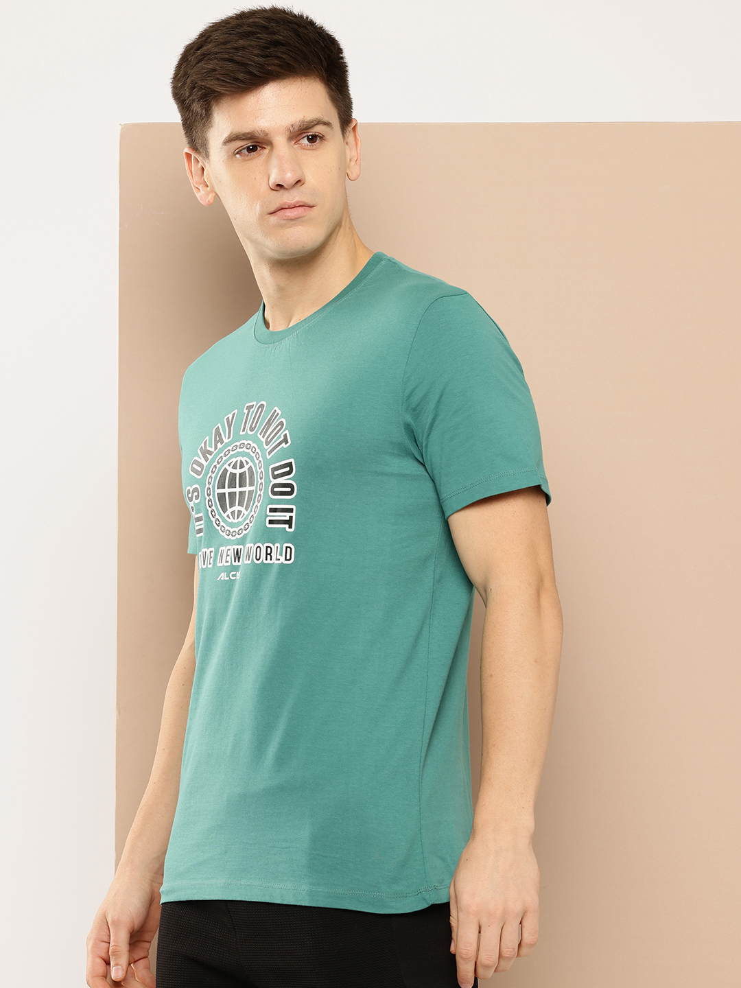 Alcis Men Typography Printed T-shirt (2)