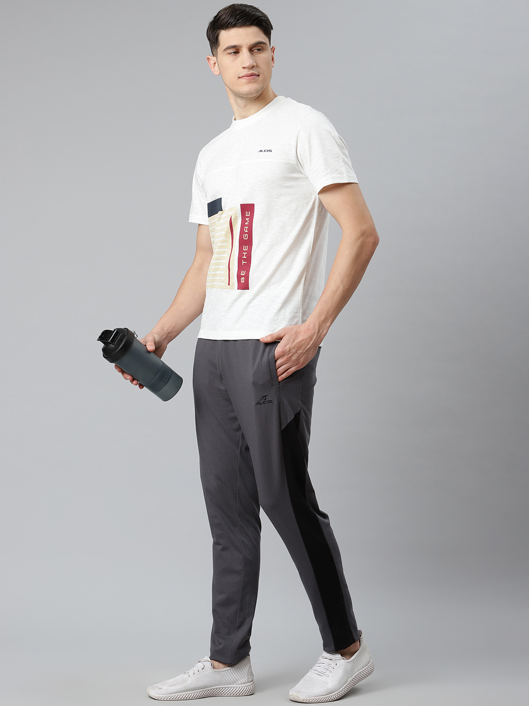 Alcis Men White & Beige Printed Slim Fit T-shirt (4)