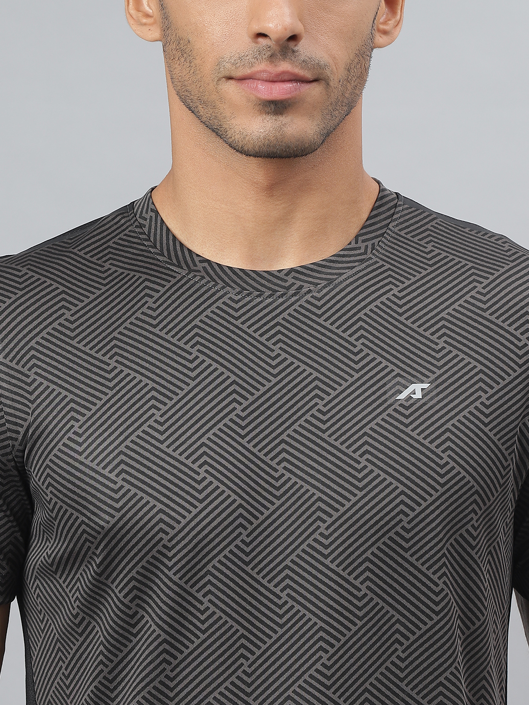 Alcis Printed Slim Fit Anti-Static Round Neck T-shirt (6)