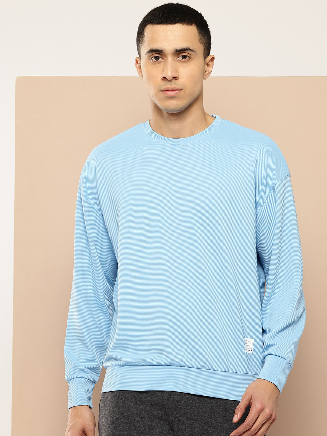 Solid Drop Shoulder Sleeve Sweatshirt  with Typography Detail