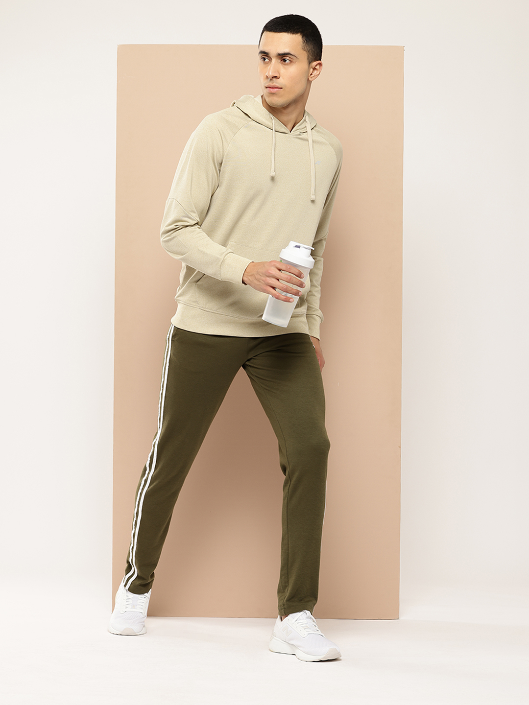 Alcis Solid Hooded Dry Tech Sweatshirt (4)