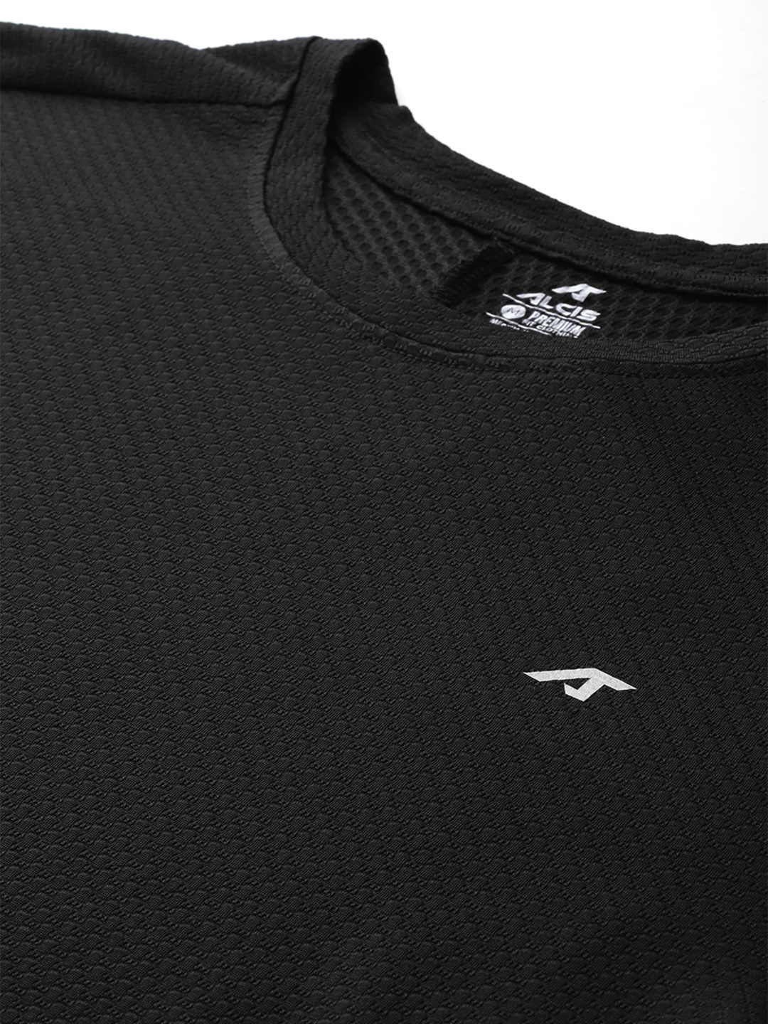 Alcis Solid Slim Fit T-shirt (5)