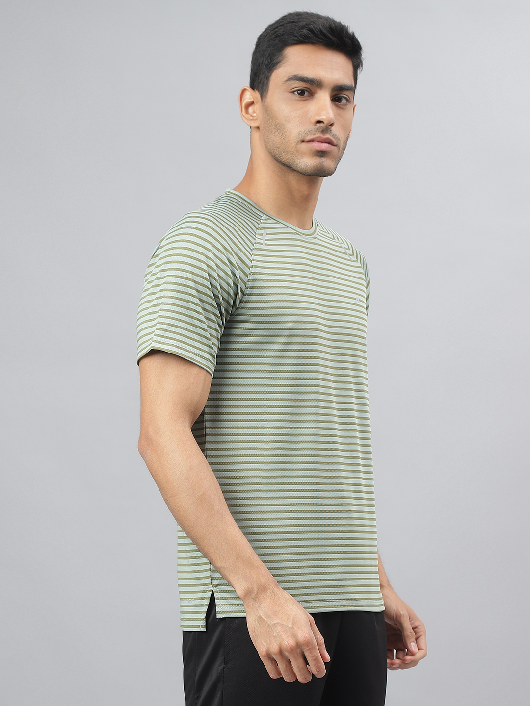 Alcis Striped Slim Fit Anti-Static Round Neck T-shirt (5)