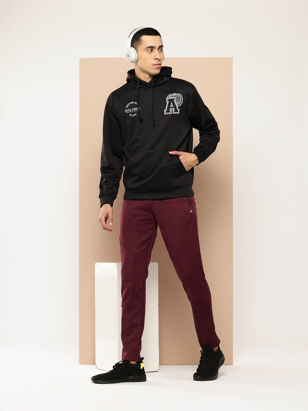 Alcis Typography Printed Hooded Sweatshirt (4)