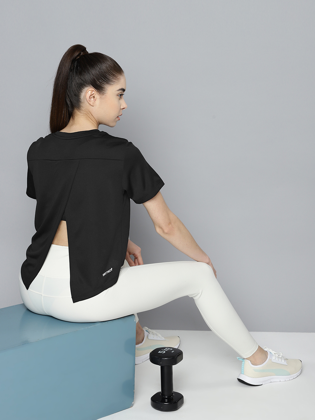 Alcis Women Anti Static Slim Fit Crop Sports T-shirt (4)