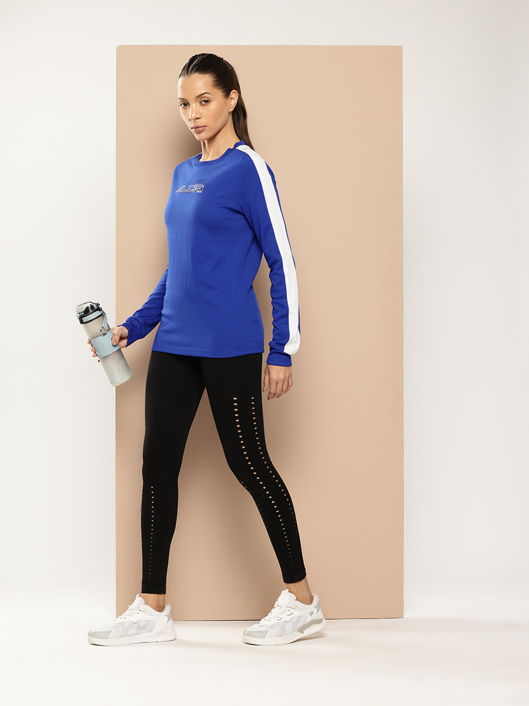 Alcis Women Blue Self Design Sweatshirt (4)