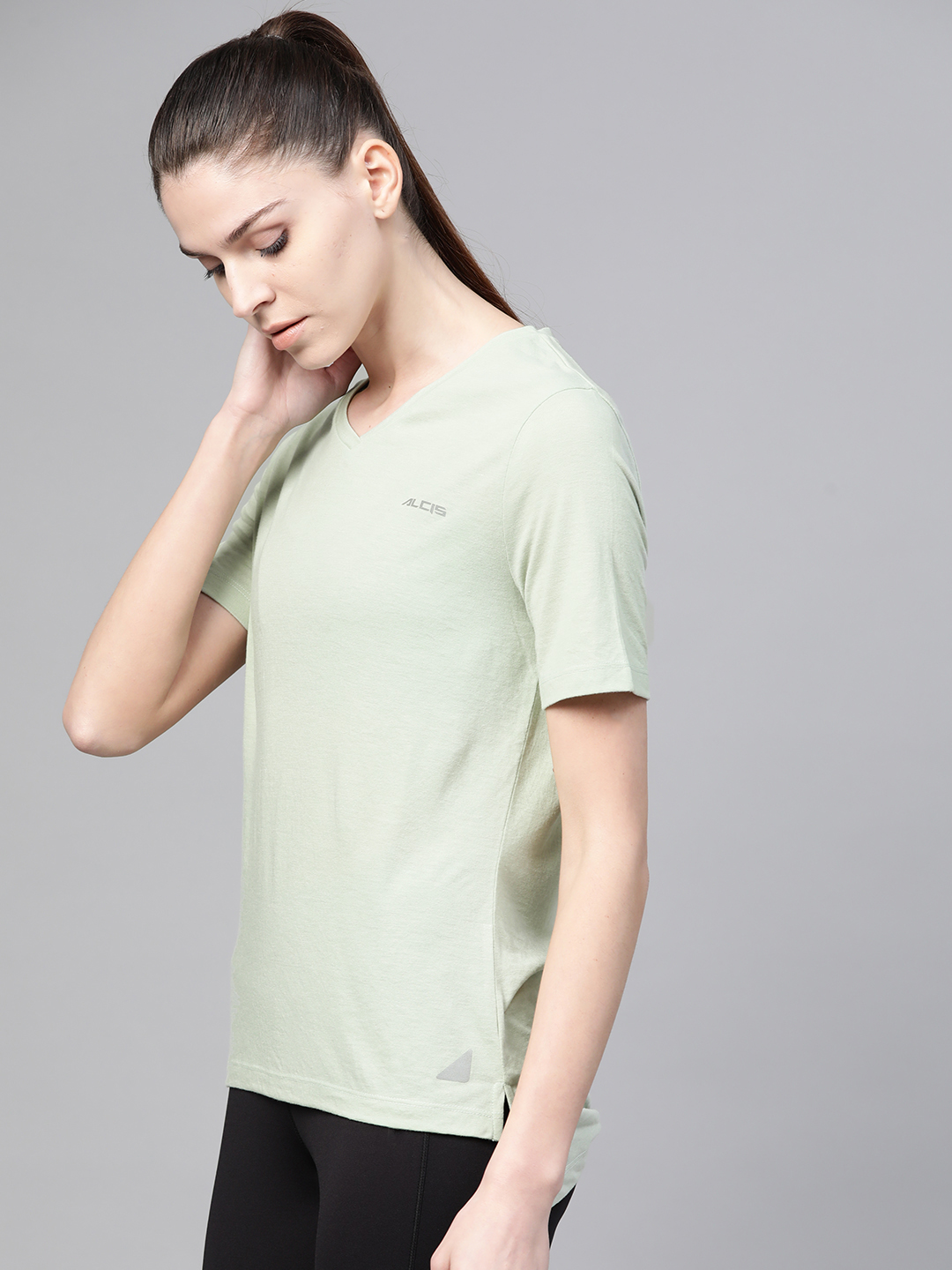 Alcis Women Green Solid V-Neck High-Low Training T-shirt (2)