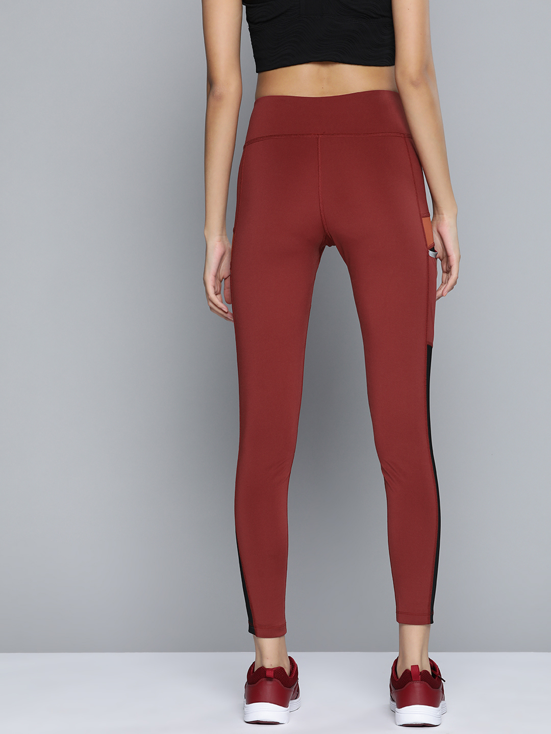 Alcis Women Maroon and Orange Slim-Fit Polyester Colourblocked Tights (2)