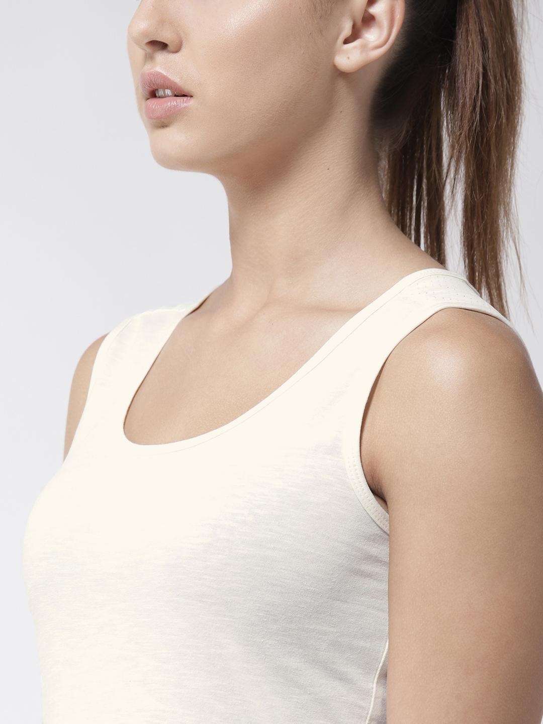 Alcis Women Off-White Solid Pure Cotton Top (6)