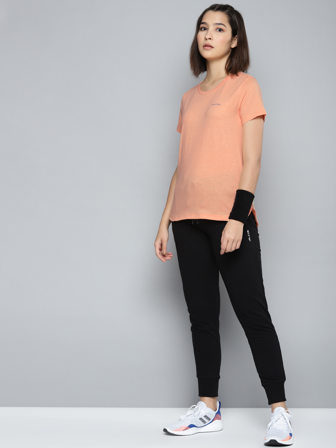 Alcis Women Peach-Coloured Slim Fit Solid Round Neck T-shirt (4)