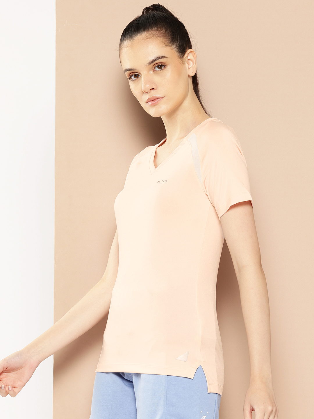 Alcis Women Peach-Coloured Solid Training T-shirt (2)