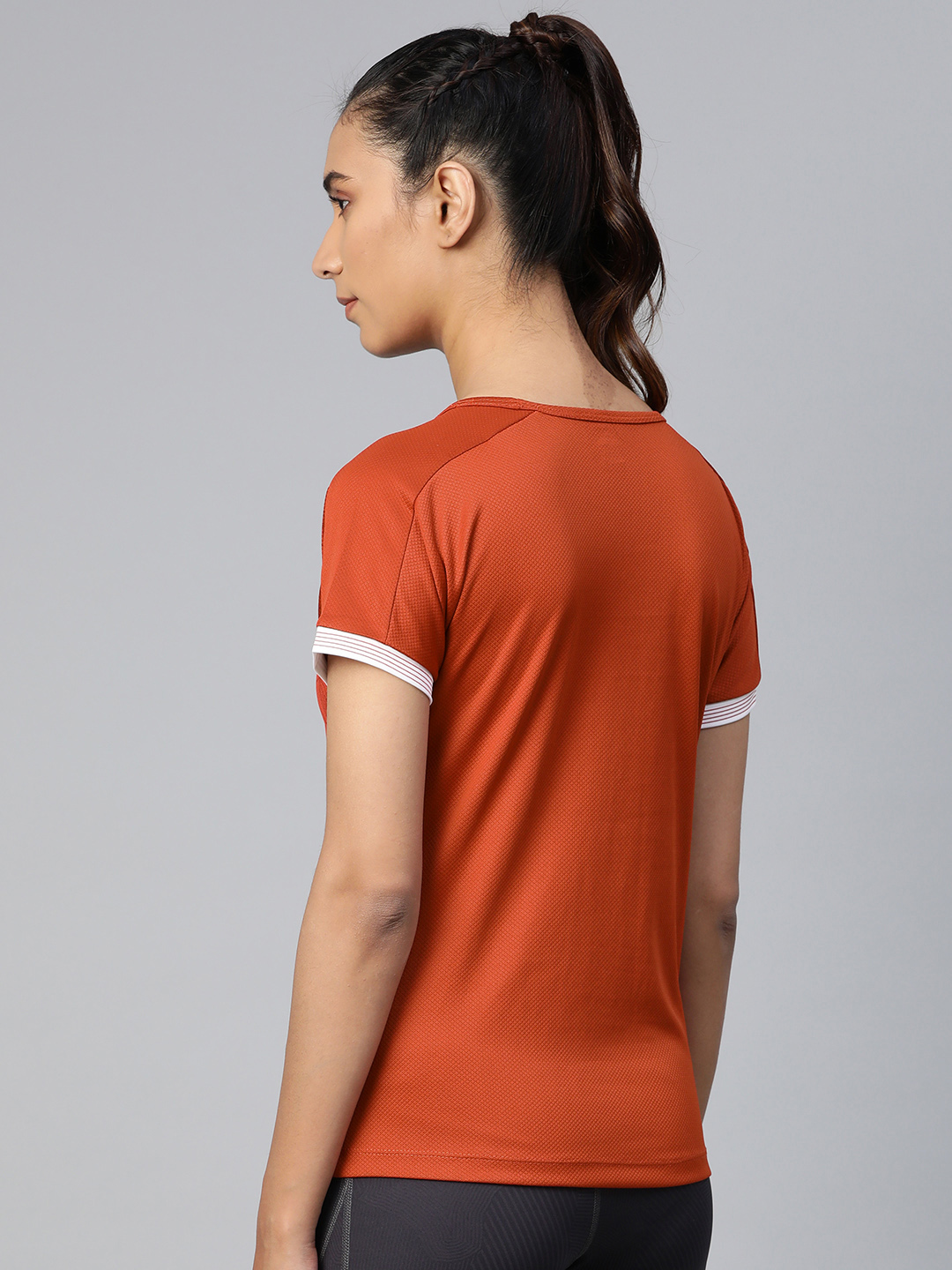 Alcis Women Rust Orange & Maroon Printed Round Neck Tennis T-shirt (3)