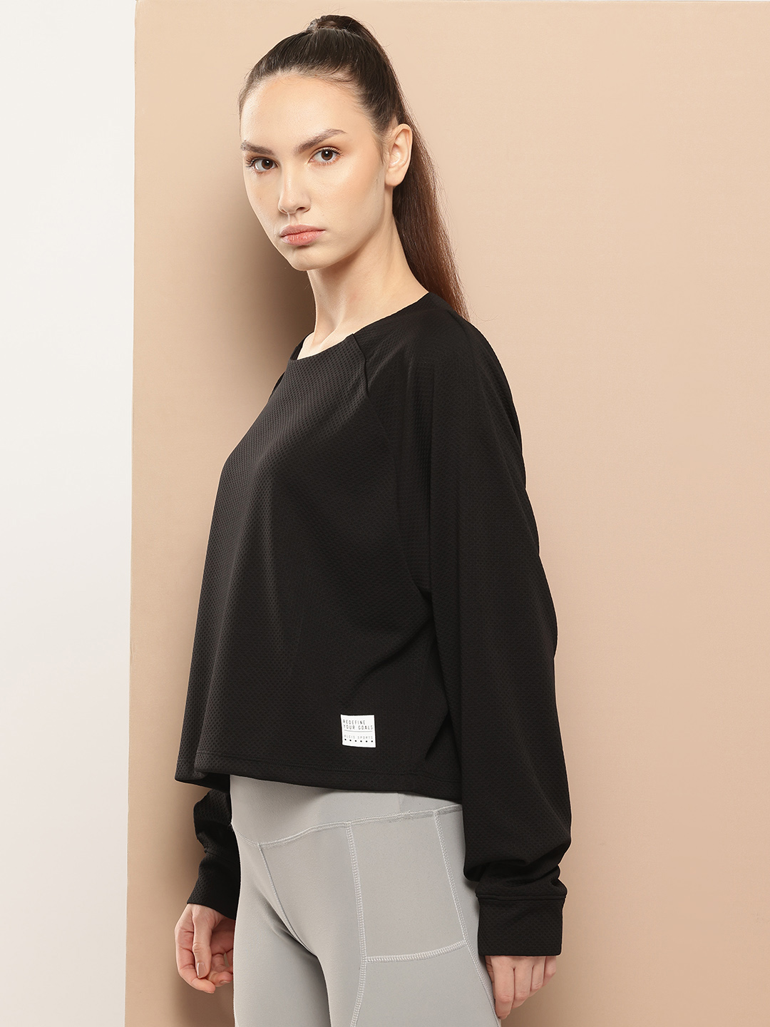 Alcis Women Textured Raglan Sleeve Sweatshirt (2)