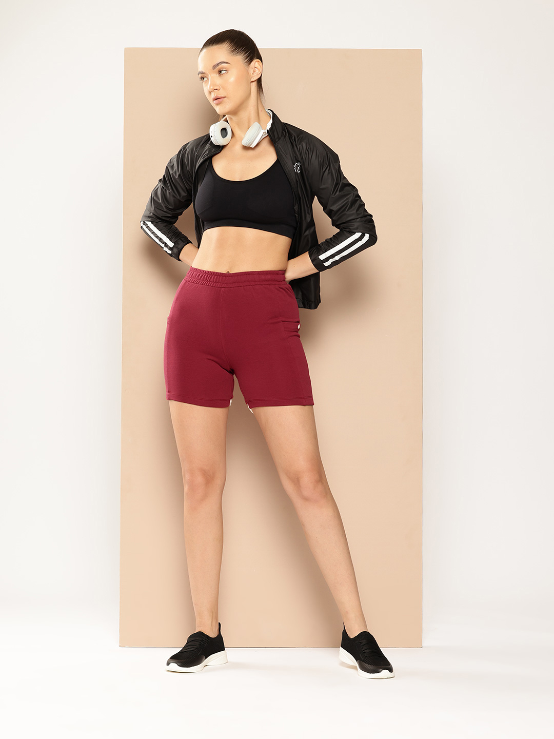 Alcis Women Training Gym Sports Slim-Fit Maroon Shorts (4)