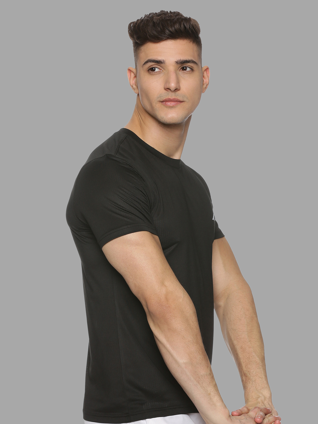 Boldfit Men Black Printed Half Sleeves Round Polyester T-Shirt (4)