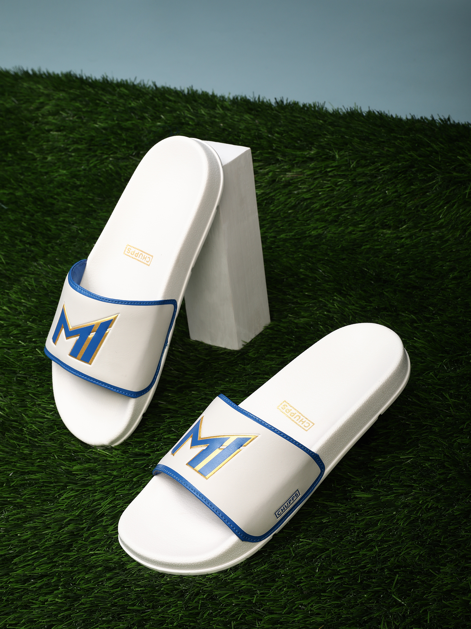 Chupps Women's White & Gold IPL Official Mumbai Indians Printed ERGOX footbed Dri-Fit Sliders (8)